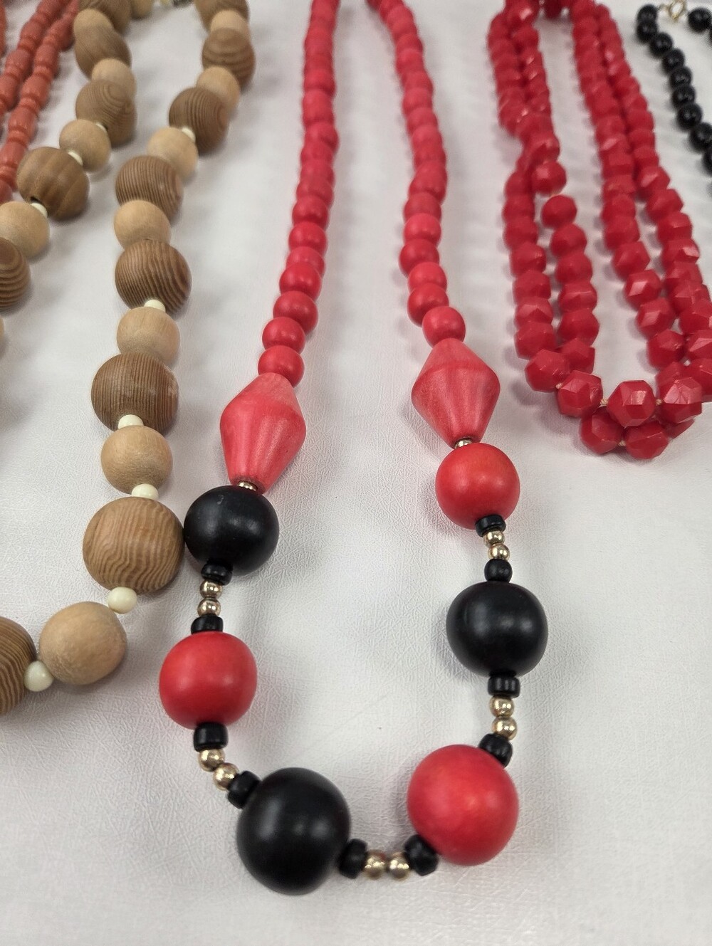 Vintage 1960s-80s Statement Necklace Lot, 8-Piece Retro Costume Collection - Picture 5 of 12